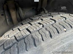Scania R480 3 axle container truck with/ lift.