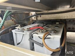 Iveco 75E18 crane truck with Hiab 055XS D3 crane for sal