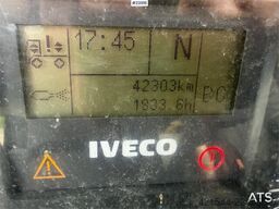 Iveco 75E18 crane truck with Hiab 055XS D3 crane for sal