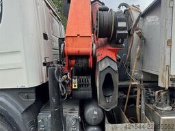 Scania P124 Tridem Hooklift & Crane Truck – Hooklift Cont