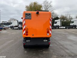 RAVO 580 with 3-rd brush