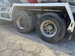 Mercedes-Benz Arocs 3240