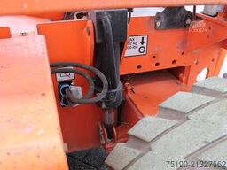 JLG M 3369