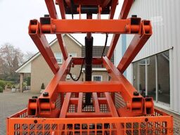 JLG M 3369