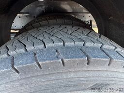 RENAULT D75 180PS 3-Seitenkipper