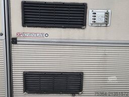 KIP KG 48 TN Wohnwagen Toilet + Etagenbett