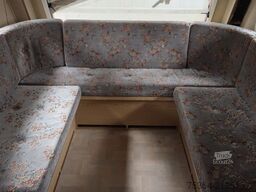 KIP KG 48 TN Wohnwagen Toilet + Etagenbett