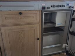 KIP KG 48 TN Wohnwagen Toilet + Etagenbett