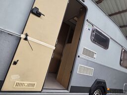 KIP KG 45 TLB Wohnwagen Toilet + Etagenbett