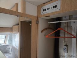 KIP KG 45 TLB Wohnwagen Toilet + Etagenbett