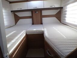 BÜRSTNER Lyseo TD 690 G Isofix, elekt. Hubbett,L-Sitzgr.