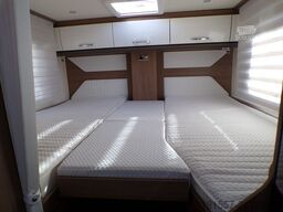 BÜRSTNER Lyseo TD 690 G Isofix, elekt. Hubbett,L-Sitzgr.