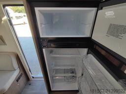 CARADO T 447 Pro +, SAT-TV/ Markise, Combi 6 E