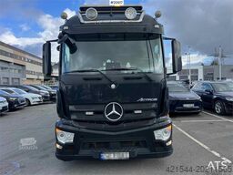 Mercedes-Benz 2046LS