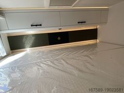 SUNLIGHT A 70, Navi,Twin RFK,Sat,TV,Markise,Green Trail