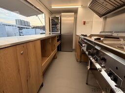 Mercedes-Benz Foodtruck, Imbisswagen, Food Truck mit neuer Küche und Ausstattung