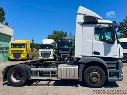 Mercedes-Benz Antos 1933 vin: WDB96340310330537  apk tot 22.0...