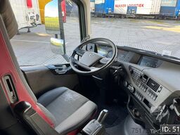 Volvo FH 460 Globetrotter, Euro 6, / 6x2 / Standklima