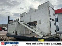 Pritschenaufbau mit Staukästen