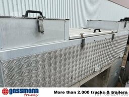 Pritschenaufbau mit Staukästen