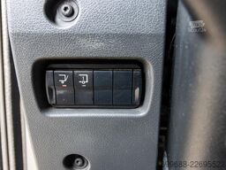 MERCEDES-BENZ Atego 821 L Junge Koffer LBW Zurrösen