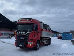 Scania R730 6x4 snow plow–equipped tipper truck with unde