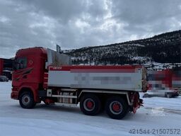 Scania R730 6x4 snow plow–equipped tipper truck with unde