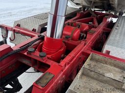 Scania R730 6x4 snow plow–equipped tipper truck with unde