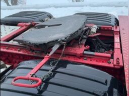 Scania R730 6x4 Tractor Unit with Hydraulics and Raised X