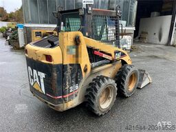 CAT 226