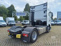 IVECO S-WAY AS440S49 T/P