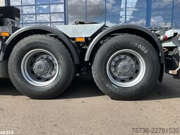 Mercedes-Benz Arocs 3253 8x4 Hiab 105 Tonmeter laadkraan