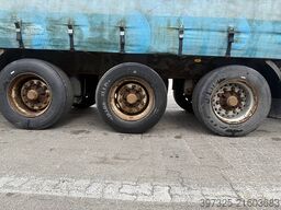 Kel-Berg Curtainsider / Planenauflieger / Gardin