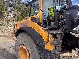 Volvo A40 FS Articulated Dumper – Black Plate