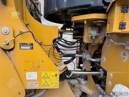 Caterpillar 966 Wheel Loader – Bucket and Weighing System – 50