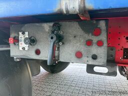 Kel-Berg 3 axle Curtainsider / Planenauflieger