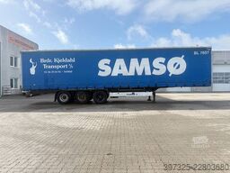 Krone 3 axle Curtainsider / Planenauflieger