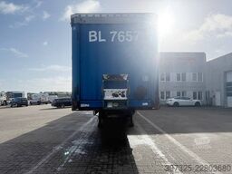 Krone 3 axle Curtainsider / Planenauflieger
