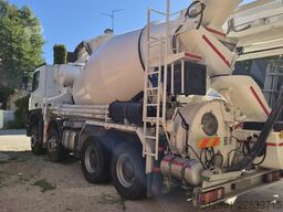 Mercedes-Benz Arocs 3240