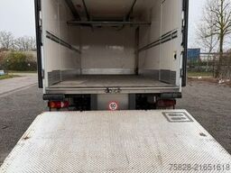 MERCEDES-BENZ Atego 1224 mit Carrier Supra 850 Mt°