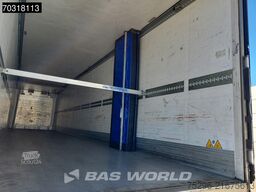 Schmitz SCB*S3B Bi-temp Lift Axle 250x270cm