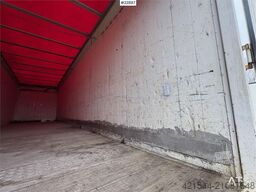 Vang SHSL 111 wood chip trailer with side tip