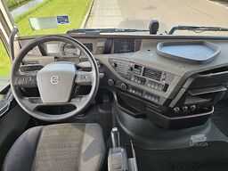 VOLVO FH 500 6X2 STEERED PTO+HYDR