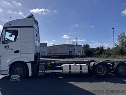 Mercedes-Benz Actros 2543