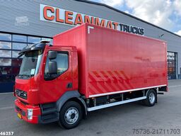 Volvo FL 240 Just 286.877 km!  Ex-brandweerwagen!