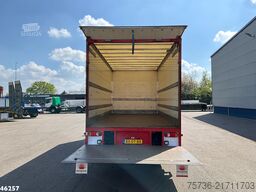 Volvo FL 240 Just 286.877 km!  Ex-brandweerwagen!