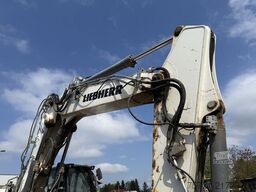 Liebherr 946 KOPARKA GĄSIENNICOWA