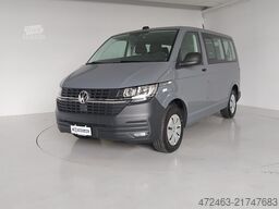 9místný minibus VW CARAVELLE 2.0 TDI DSG 150CV  9 POSTI