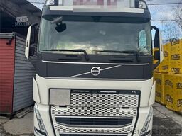 Volvo FH540 6x2 Tractor Unit.