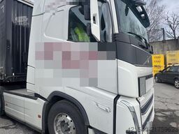 Volvo FH540 6x2 Tractor Unit.